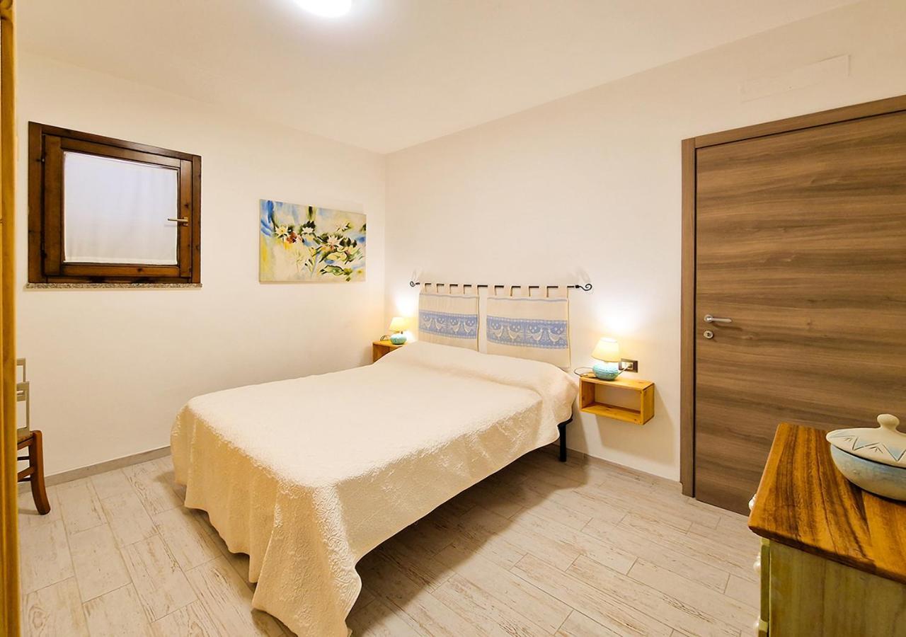 Residenza Quarto 02 - La Maddalena Apartman La Maddalena  Kültér fotó