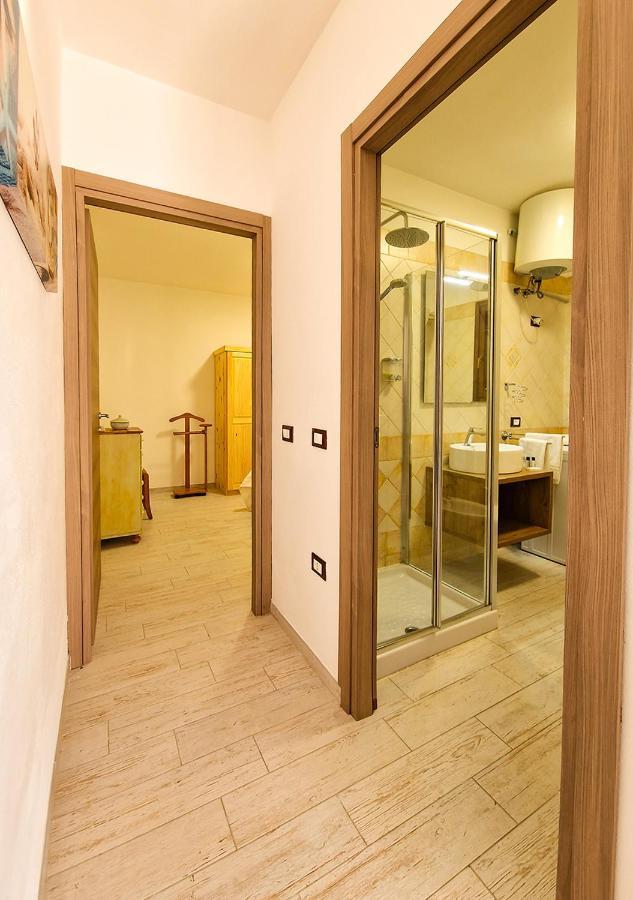 Residenza Quarto 02 - La Maddalena Apartman La Maddalena  Kültér fotó