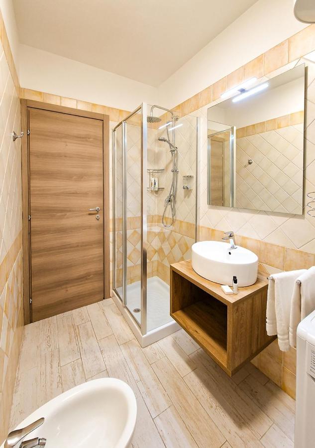 Residenza Quarto 02 - La Maddalena Apartman La Maddalena  Kültér fotó