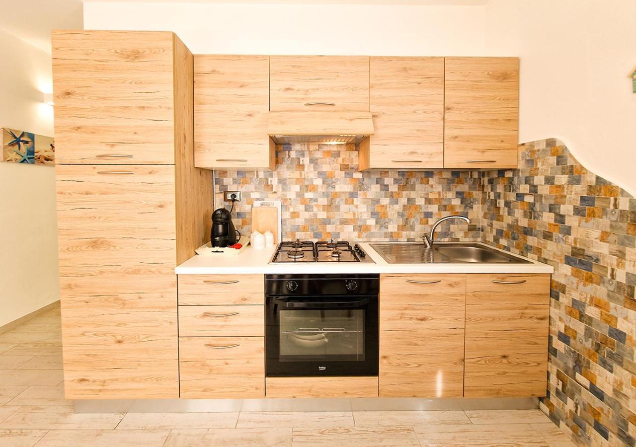 Residenza Quarto 02 - La Maddalena Apartman La Maddalena  Kültér fotó