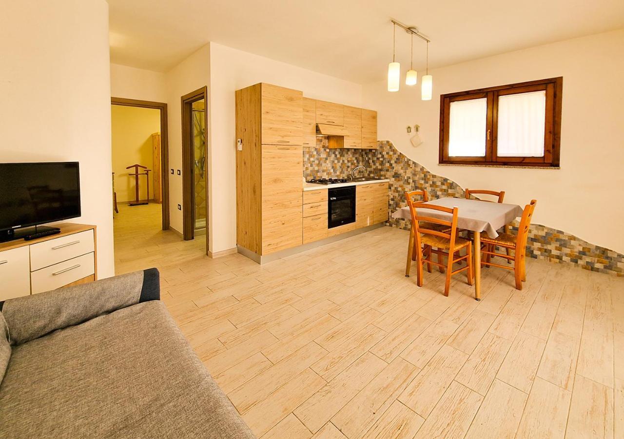 Residenza Quarto 02 - La Maddalena Apartman La Maddalena  Kültér fotó